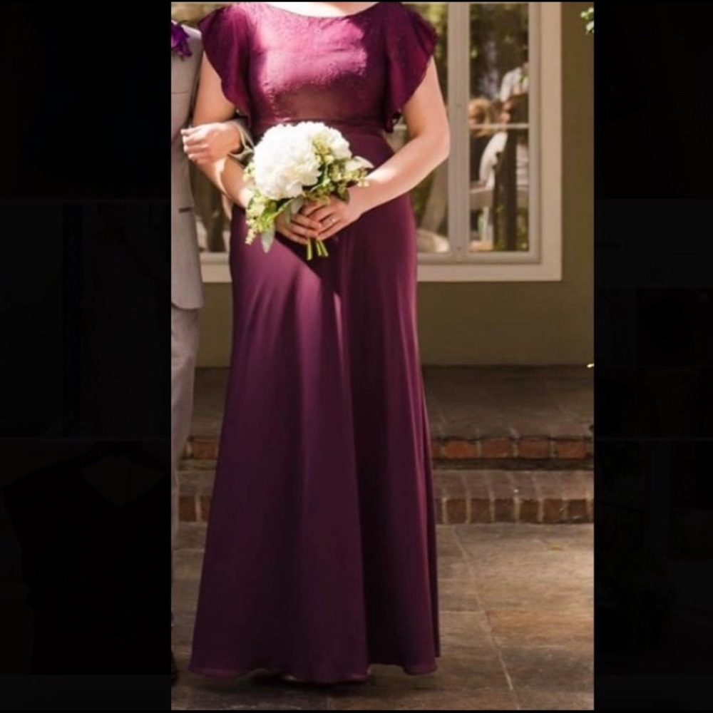 David’s Bridal Plum Gown size 12